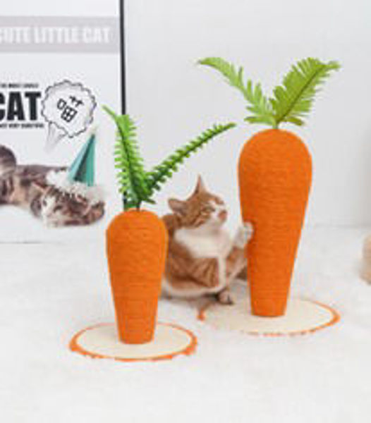 Imagen de RASCADOR PARA GATO ZANAHORIA MEDIANO 26X26X29